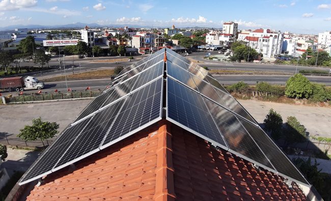 Nhà Biệt Thự Có Nên Lắp Điện Mặt Trời Không?
